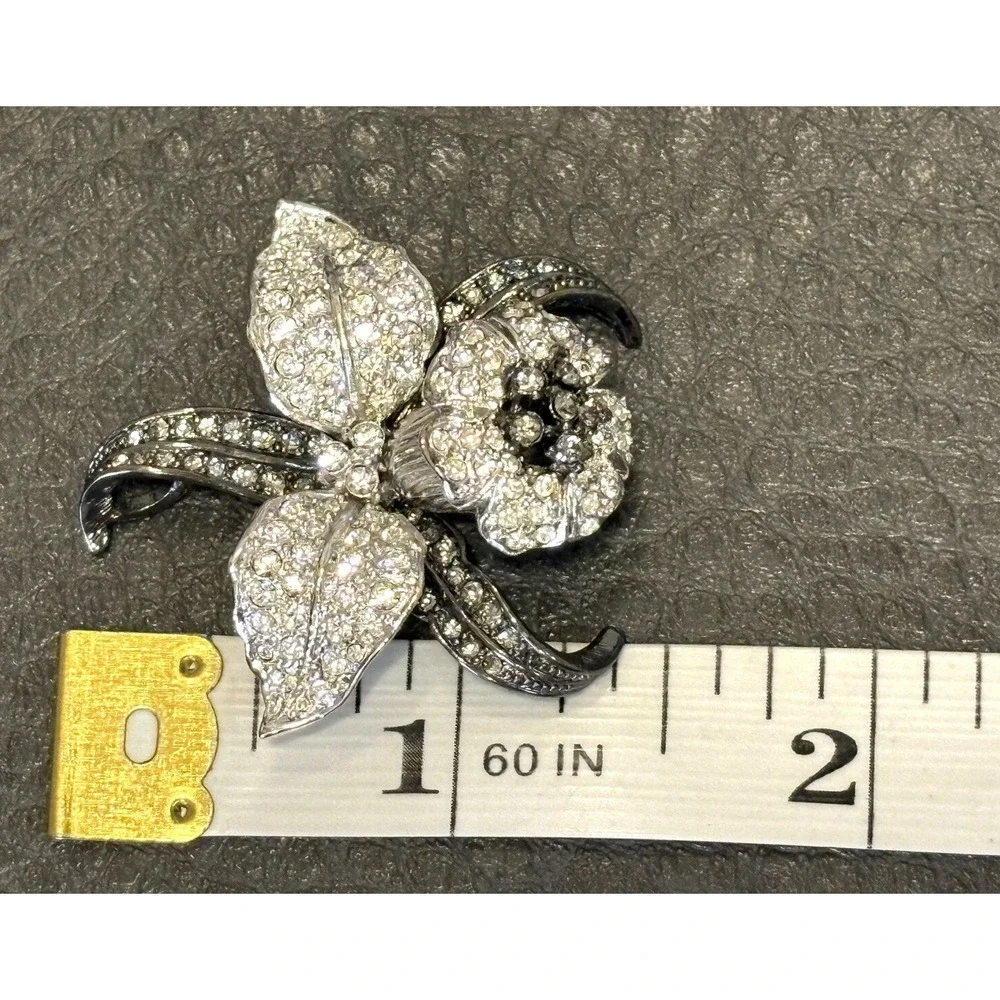 Vintage Nolan Miller Silver Tone Crystal Rhinestone Rose Or Orchid Pendant